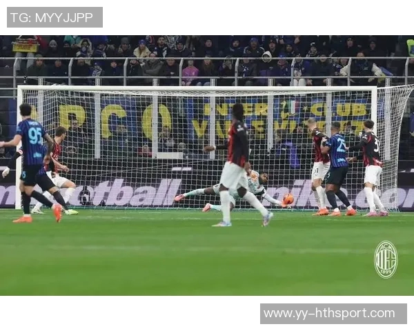 隆戈确认福法纳首发对阵那不勒斯莱奥与S希门尼斯进行单独训练