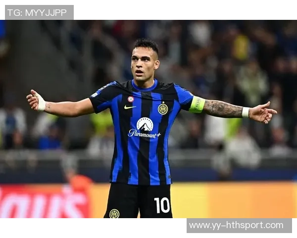 国米旧将塞雷纳盛赞劳塔罗的智慧与跑位能力直面外界批评