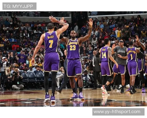 湖人队开季13连胜创历史第二佳绩仅次于2016年勇士队