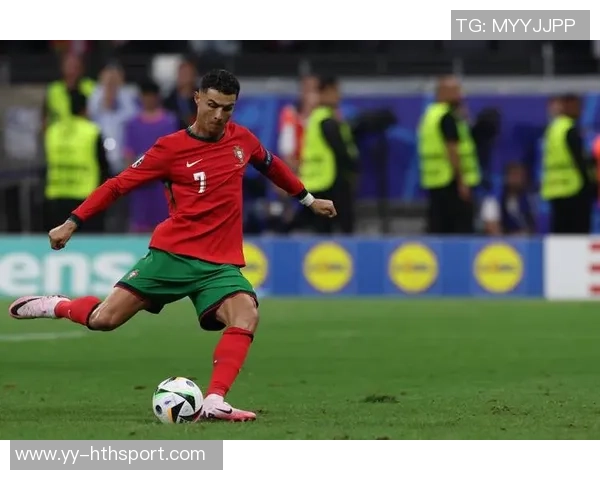 C罗荣膺世预赛射手王自豪为葡萄牙创造历史新篇章